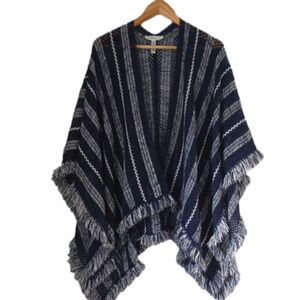 BCBGENERATION Shawl